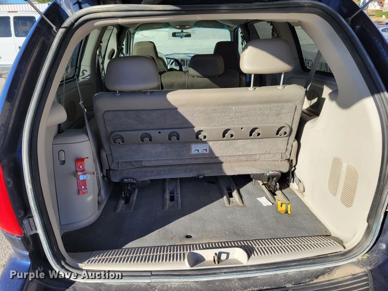 image for item JZ9027 2005 Dodge Grand Caravan  van