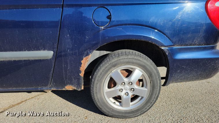 image for item JZ9027 2005 Dodge Grand Caravan  van