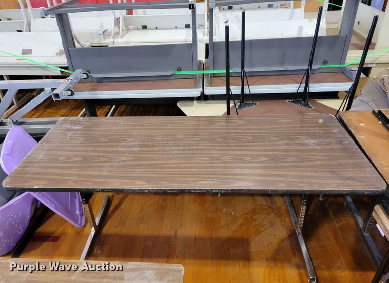 image for item JZ9028 (21) tables