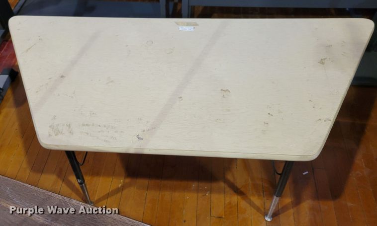 image for item JZ9028 (21) tables