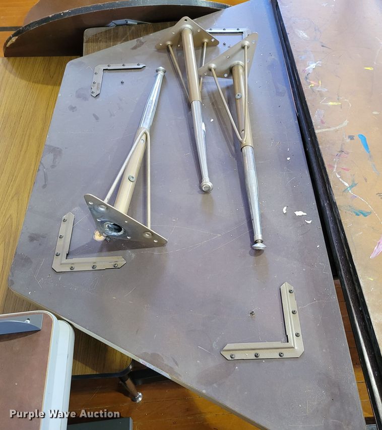 image for item JZ9028 (21) tables