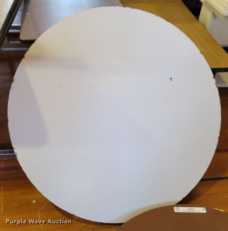 image for item JZ9028 (21) tables