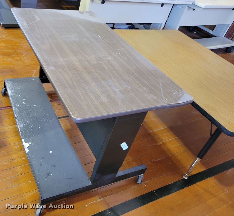 image for item JZ9028 (21) tables