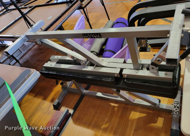 image for item JZ9029 Valor Fitness  weight machine