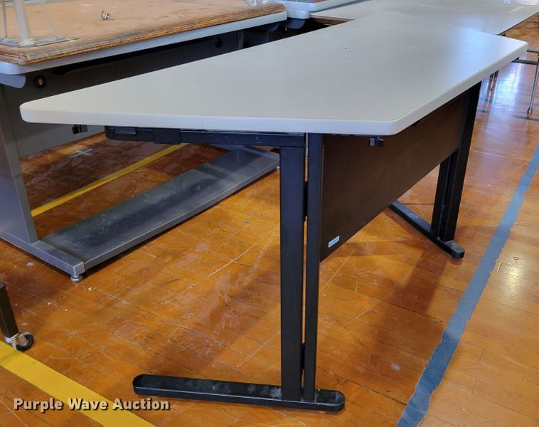 image for item JZ9030 (14) tables