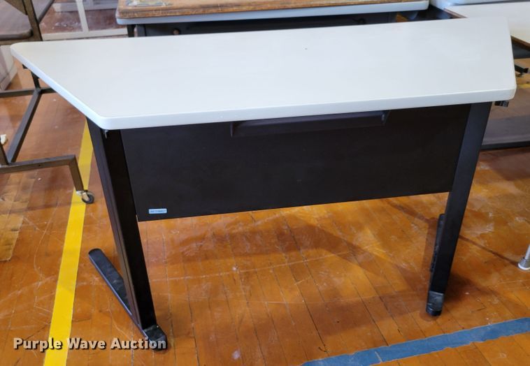 image for item JZ9030 (14) tables