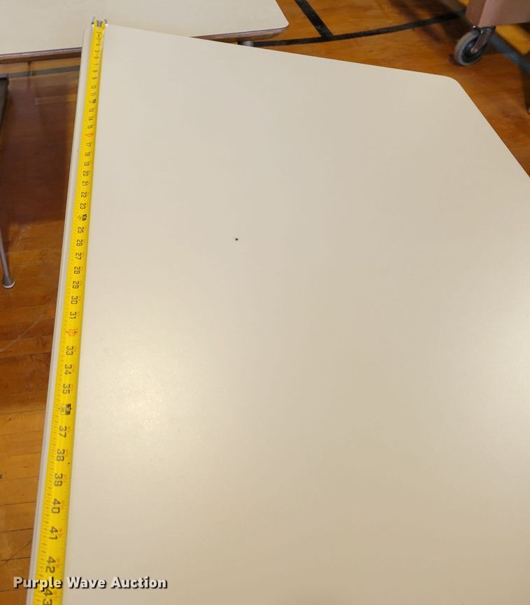 image for item JZ9030 (14) tables