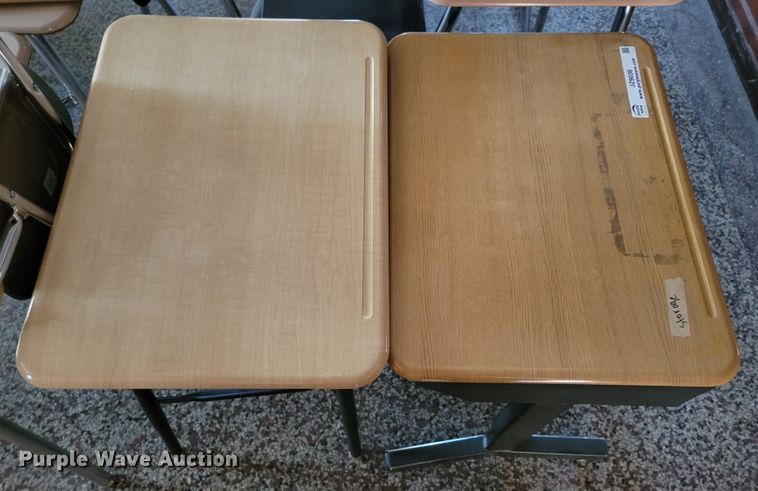 image for item JZ9036 (22) desks