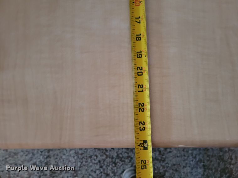 image for item JZ9036 (22) desks