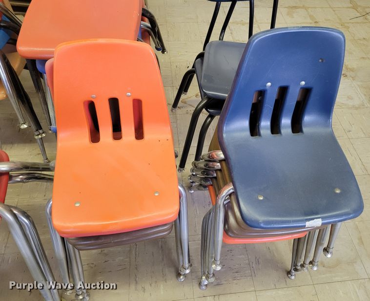 image for item JZ9040 Approximately 65 chairs