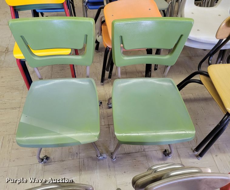 image for item JZ9040 Approximately 65 chairs