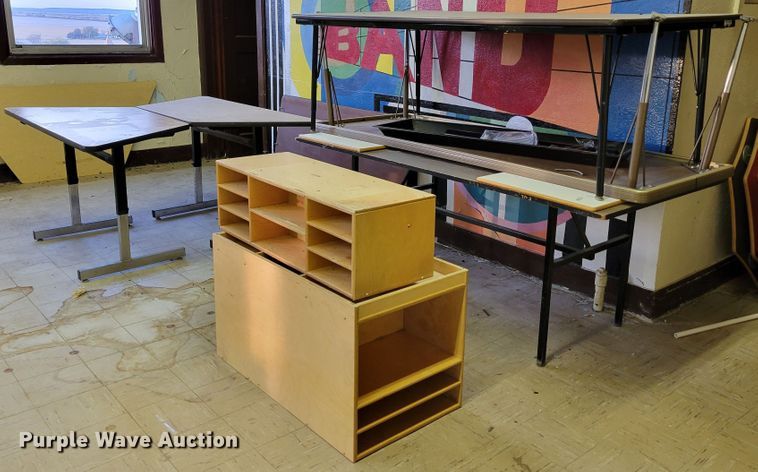 image for item JZ9041 (5) tables