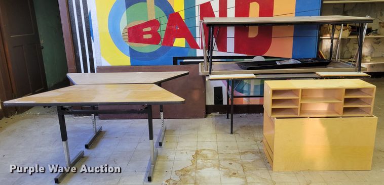 image for item JZ9041 (5) tables