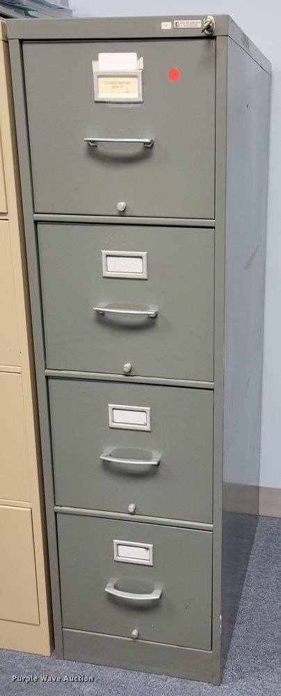 image for item JZ9074 (4) filing cabinets
