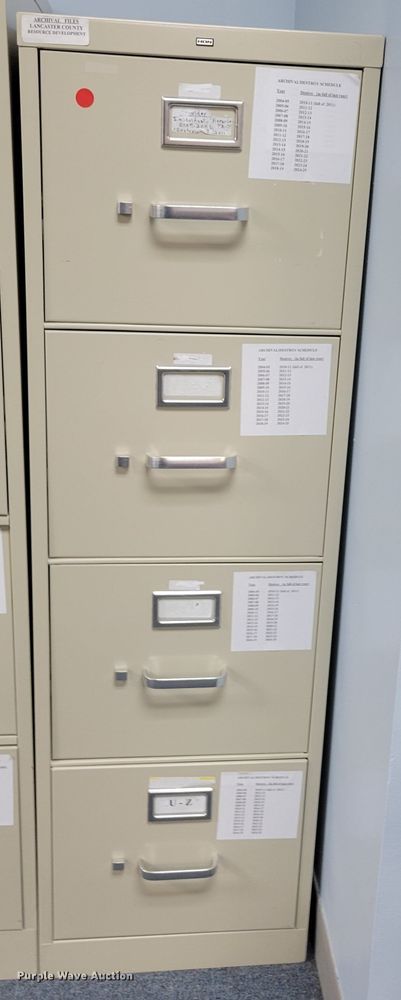 image for item JZ9074 (4) filing cabinets