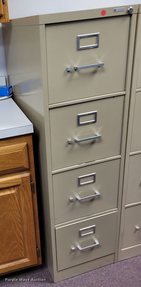 image for item JZ9074 (4) filing cabinets