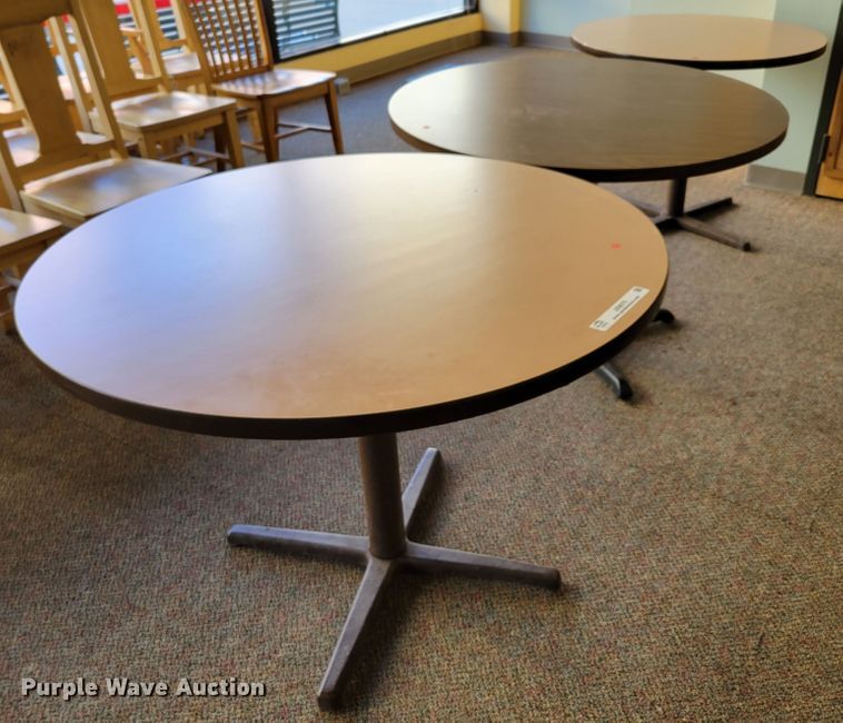 image for item JZ9075 (3) round tables