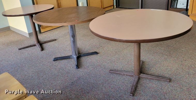 image for item JZ9075 (3) round tables