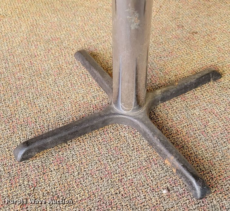 image for item JZ9075 (3) round tables