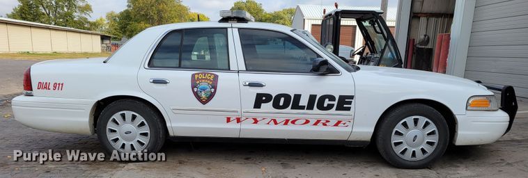image for item JZ9091 2011 Ford Crown Victoria Police Interceptor