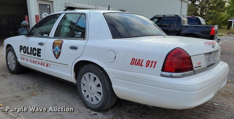 image for item JZ9091 2011 Ford Crown Victoria Police Interceptor