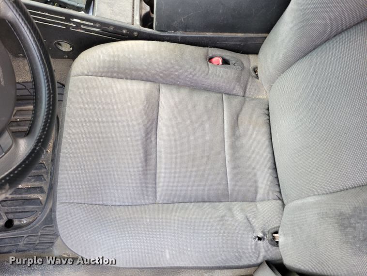 image for item JZ9091 2011 Ford Crown Victoria Police Interceptor