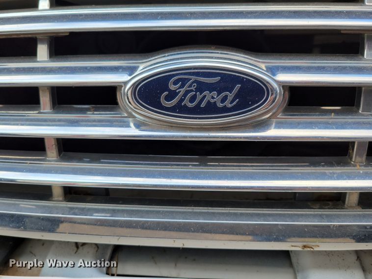 image for item JZ9091 2011 Ford Crown Victoria Police Interceptor