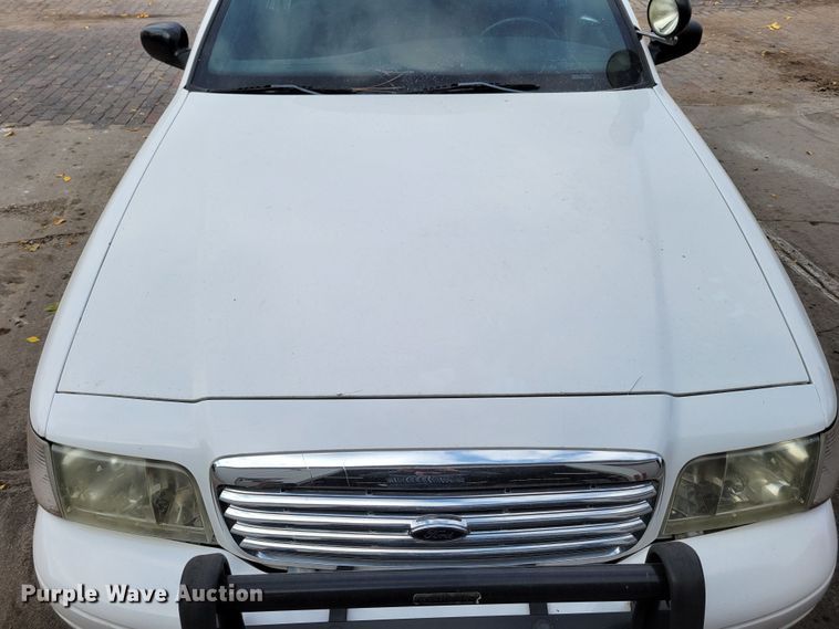 image for item JZ9091 2011 Ford Crown Victoria Police Interceptor