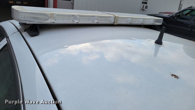 image for item JZ9091 2011 Ford Crown Victoria Police Interceptor