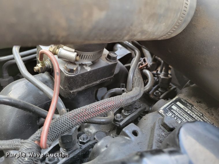 image for item JZ9093 1986 John Deere 855  tractor