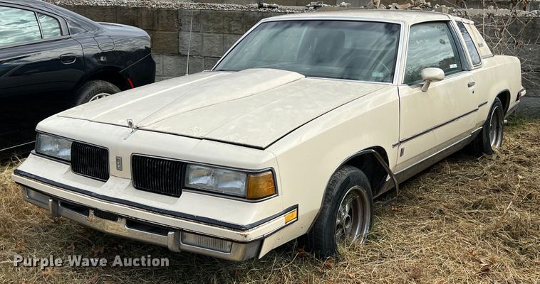 image for item KF9819 1987 Oldsmobile Cutlass