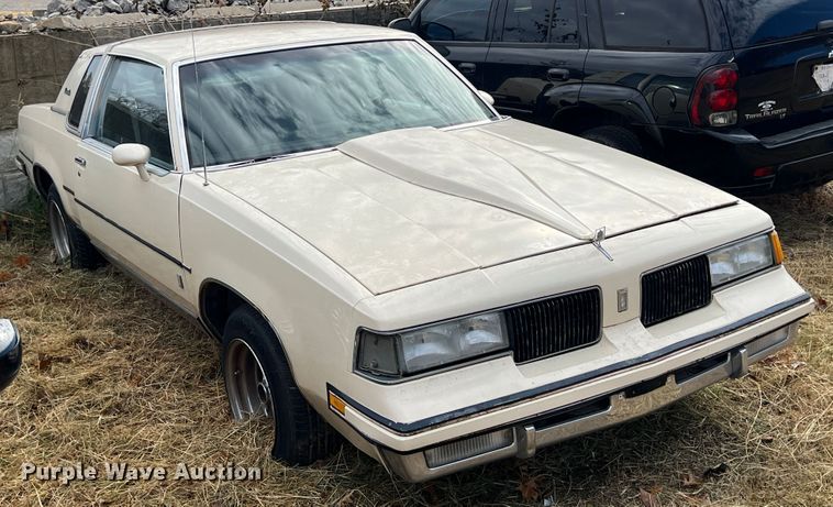 image for item KF9819 1987 Oldsmobile Cutlass