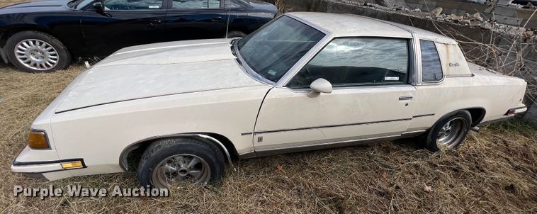 image for item KF9819 1987 Oldsmobile Cutlass