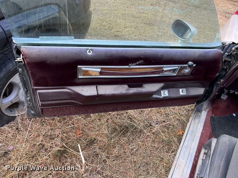 image for item KF9819 1987 Oldsmobile Cutlass