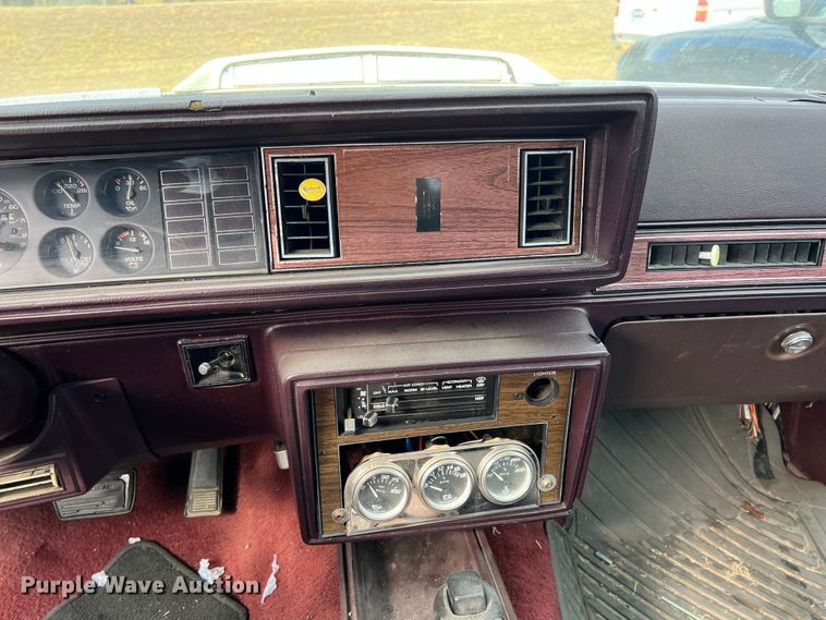 image for item KF9819 1987 Oldsmobile Cutlass