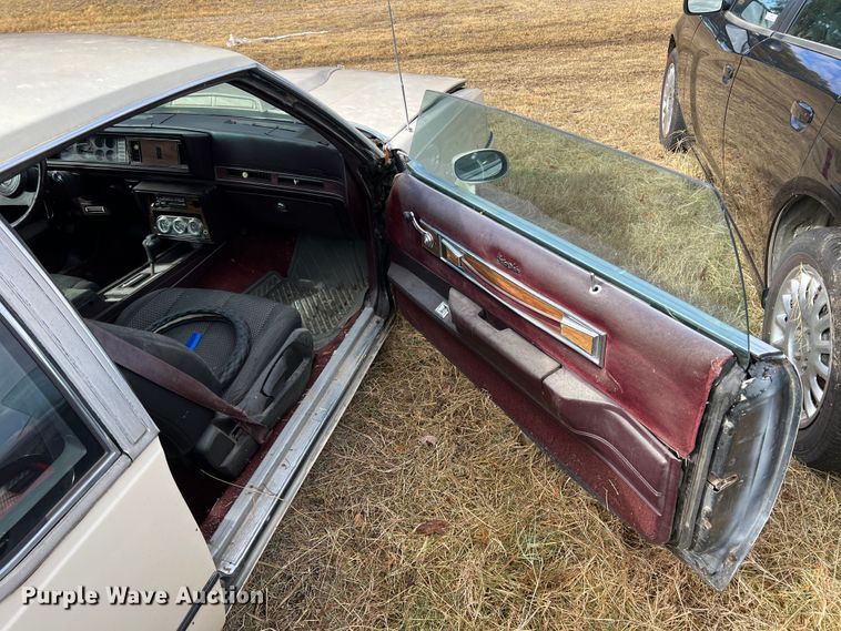 image for item KF9819 1987 Oldsmobile Cutlass