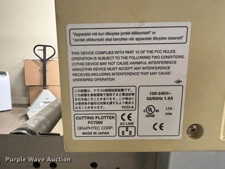 image for item KF9830 GraphTec Cutting Pro FC7000-100  plotter/cutter