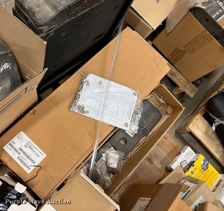 image for item KF9833 Automotive parts and accessories