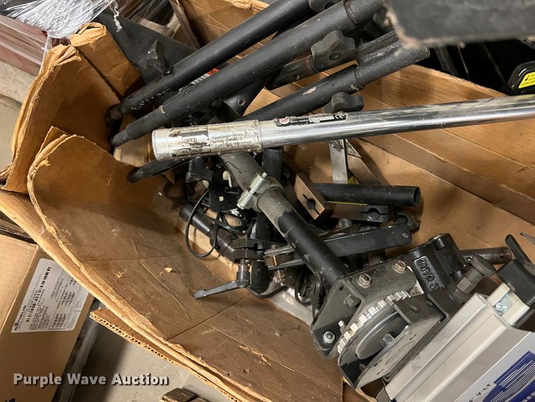 image for item KF9833 Automotive parts and accessories