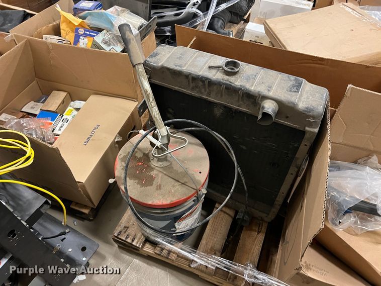 image for item KF9833 Automotive parts and accessories