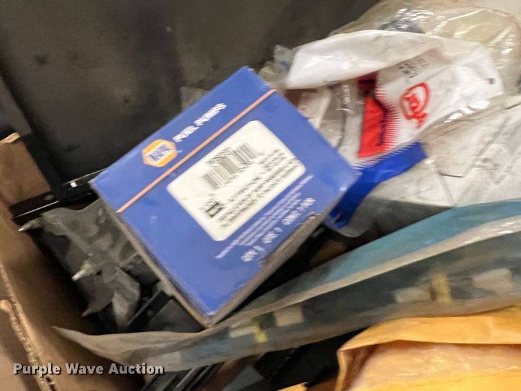 image for item KF9833 Automotive parts and accessories