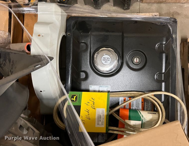 image for item KF9833 Automotive parts and accessories