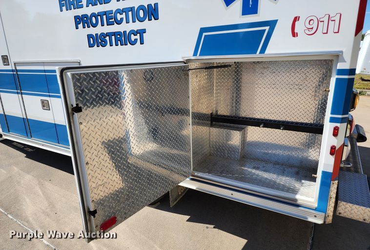 image for item KH9194 2012 Chevrolet Express G4500  ambulance