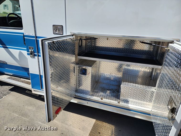 image for item KH9194 2012 Chevrolet Express G4500  ambulance