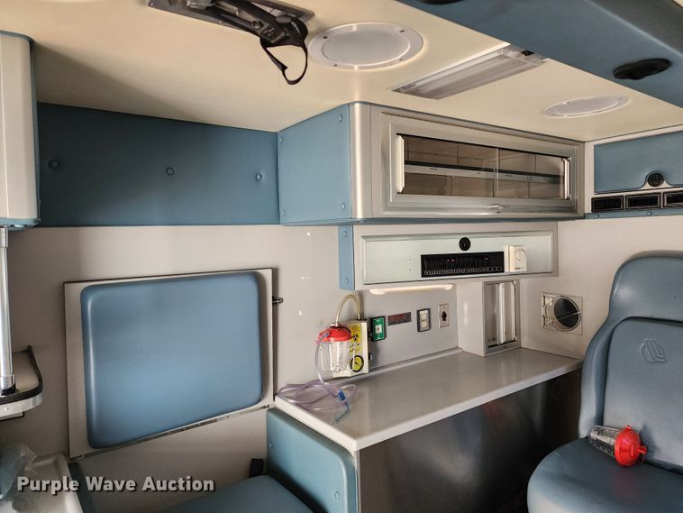 image for item KH9194 2012 Chevrolet Express G4500  ambulance