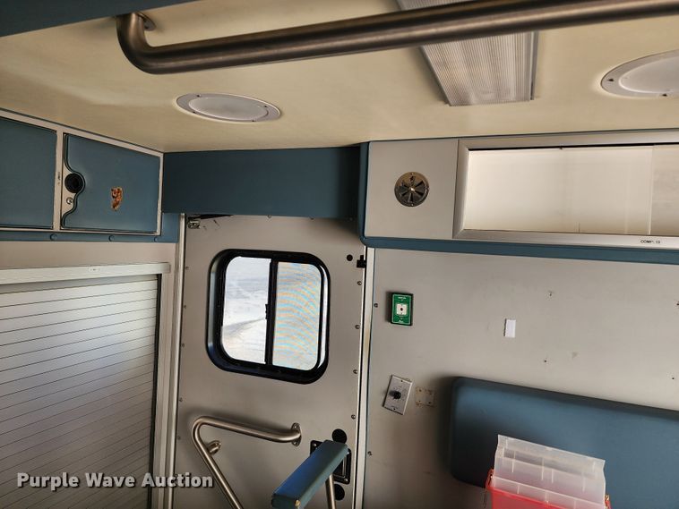 image for item KH9194 2012 Chevrolet Express G4500  ambulance