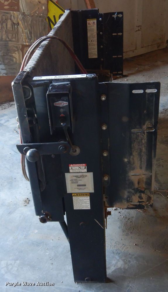 image for item KJ9155 Tommy Lift  end gate lift