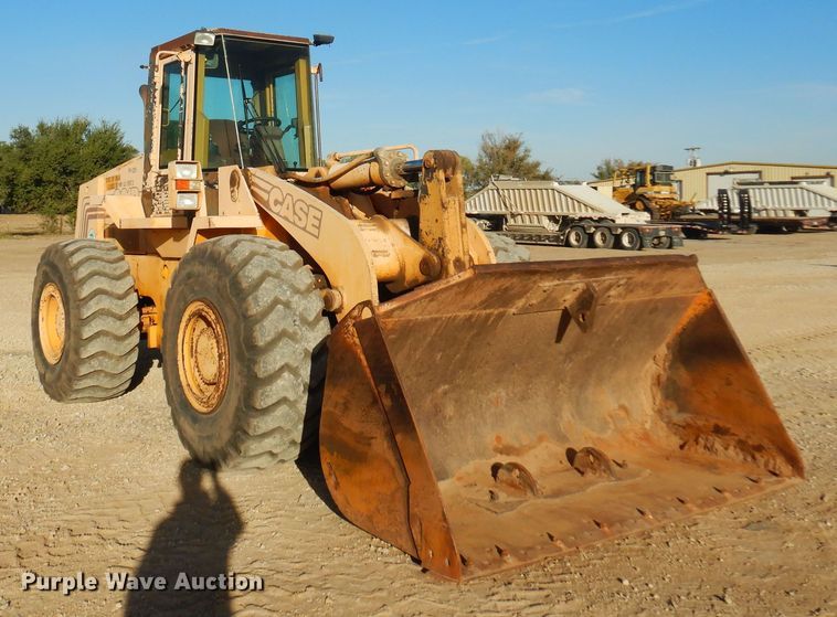image for item KJ9157 Case 821B  wheel loader