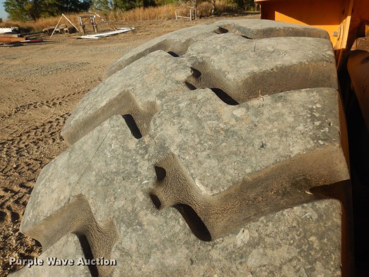 image for item KJ9157 Case 821B  wheel loader