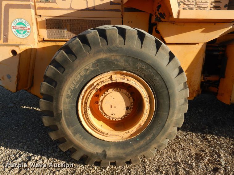 image for item KJ9157 Case 821B  wheel loader